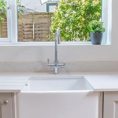 Hazelgrove, Ratcliffe Place, Semesterbostad *