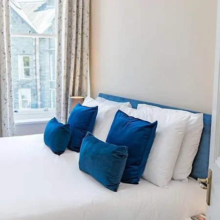 Nyaraló Hazelgrove, Ratcliffe Place,