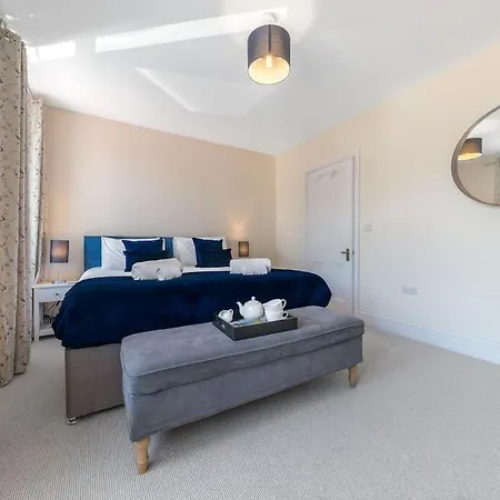 Hazelgrove, Ratcliffe Place, Keswick